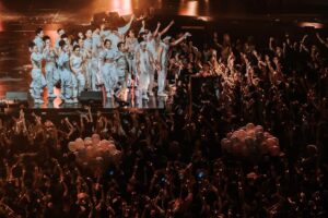 Cộng đồng fan Sky góp phần đưa Sơn Tùng M-TP giữ top 1 V-pop