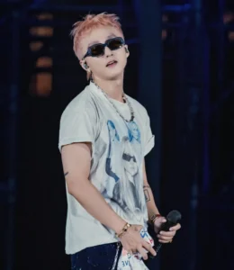 Sơn Tùng M-TP top 1 V-pop với phong cách âm nhạc riêng biệt